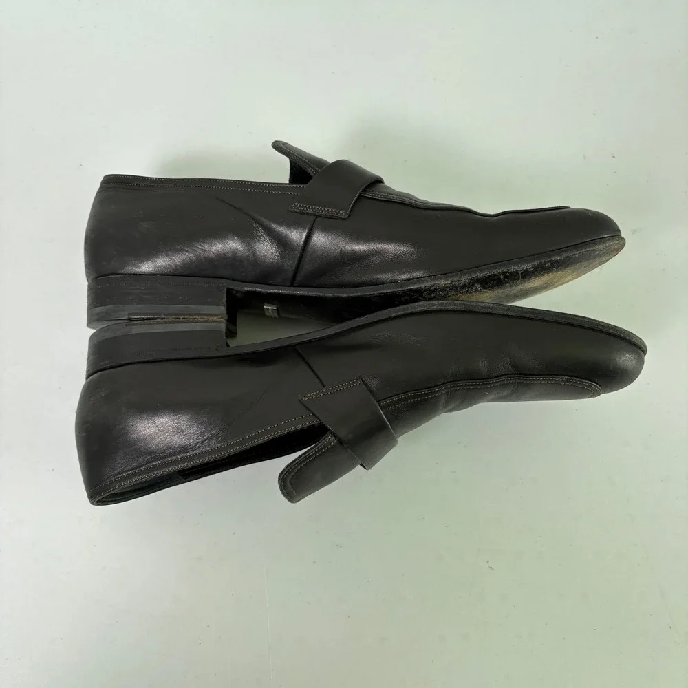 Gucci Loafers Mens 9.5 E Black Leather Crest Embossed Slip On Italy Dress Shoes